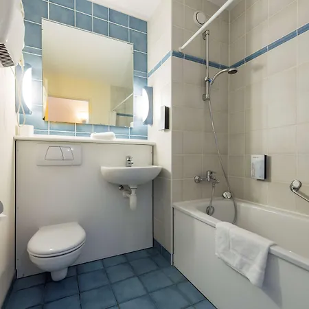 Campanile & Restaurant فندق