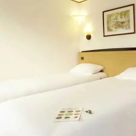 Campanile & Restaurant Hotel 3*