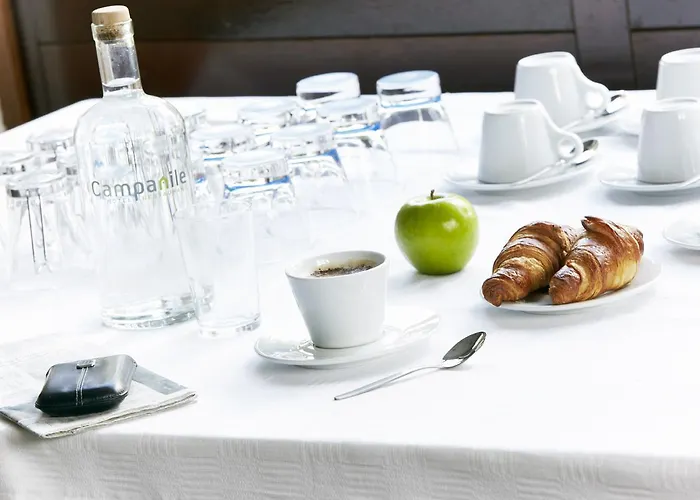 Campanile & Restaurant Hotel 3*