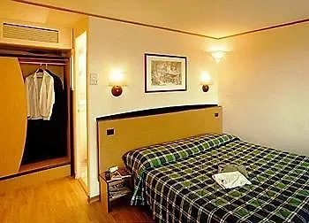 Campanile & Restaurant Hotel