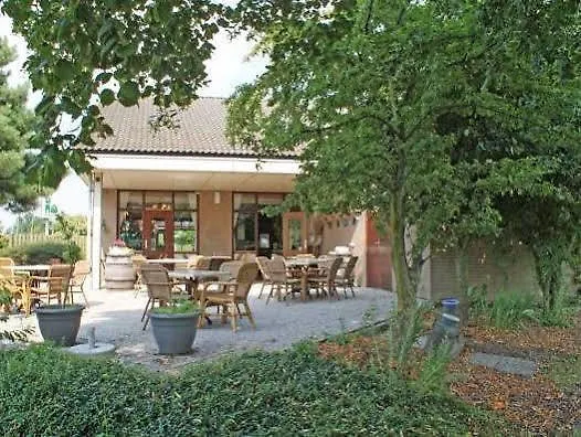 Campanile & Restaurant Szálloda 3*