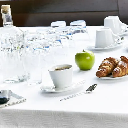 Campanile & Restaurant Hotel 3*