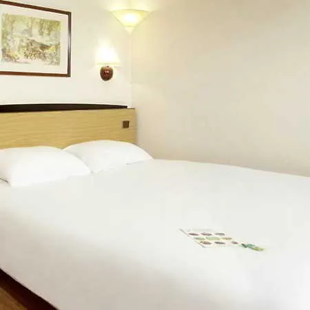 Campanile & Restaurant Hotel 3*