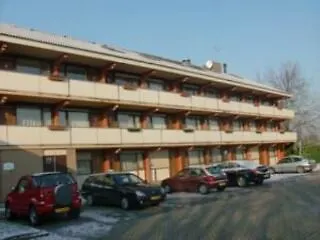 Campanile & Restaurant חורקם