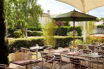 Campanile & Restaurant Hotel